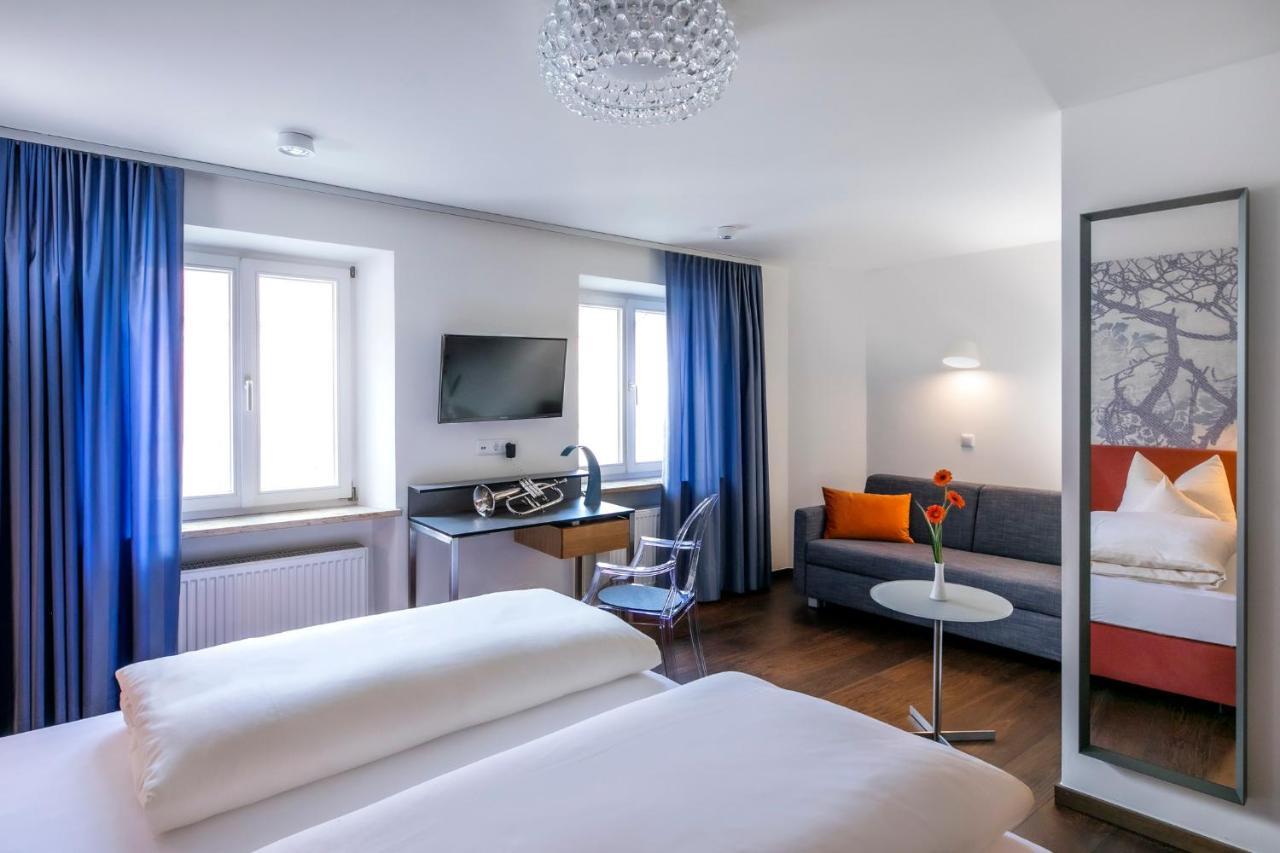 Hotel Muenchner Hof Und Blauer Turm เรเกนส์บวร์ก ภายนอก รูปภาพ